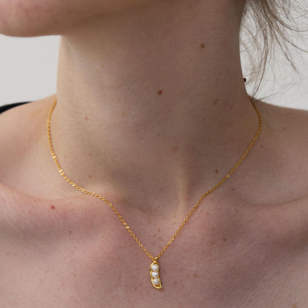 Three Peas in a Pod Friendship Necklace