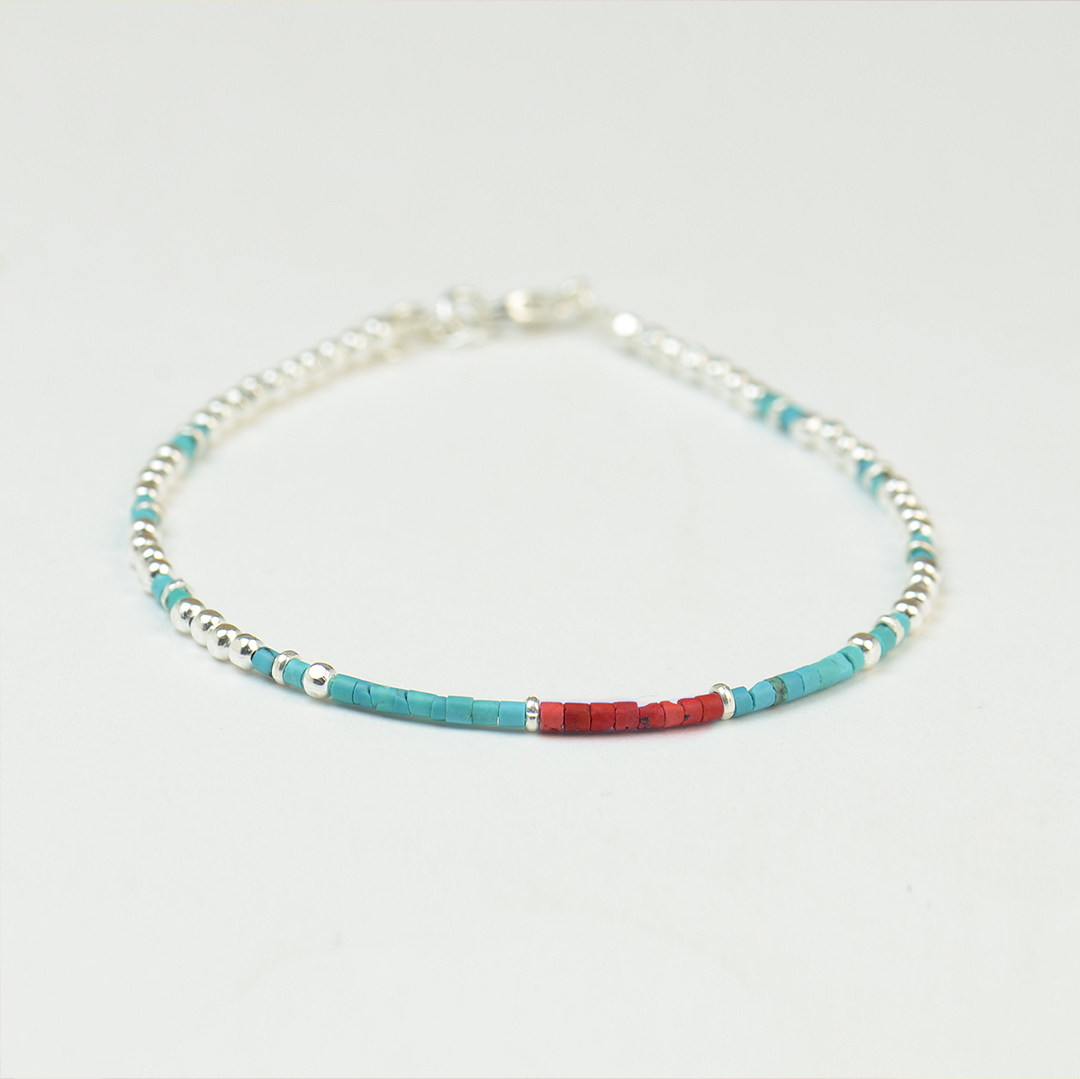 Diabetes Awareness Tiny turquoise And Bead Bracelet