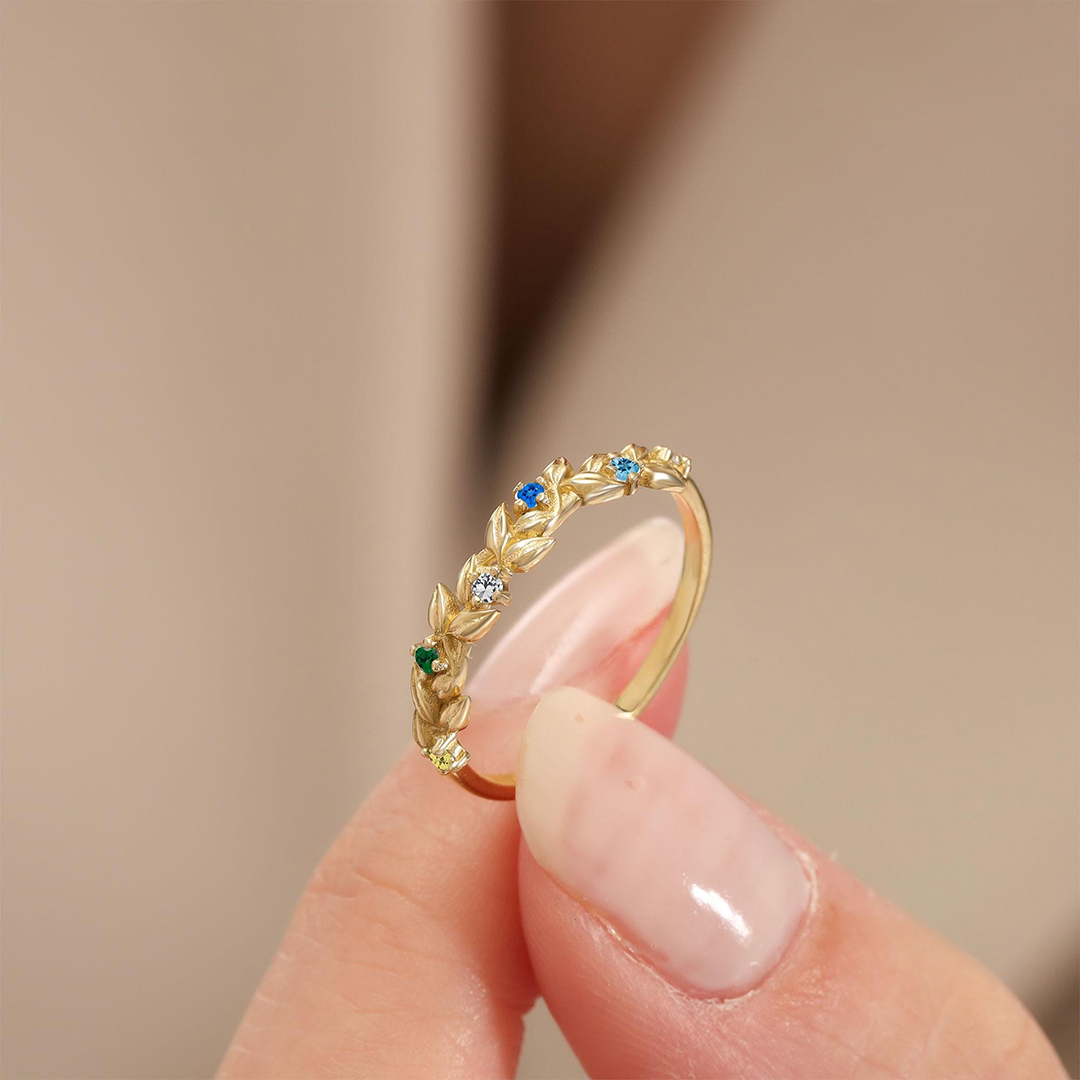 Family Roots Personalized 1-5 Leaf Birthstone Ring