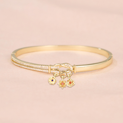 Personalized 1-12 Birthflowers Gift For Grandmom Knot Bangle