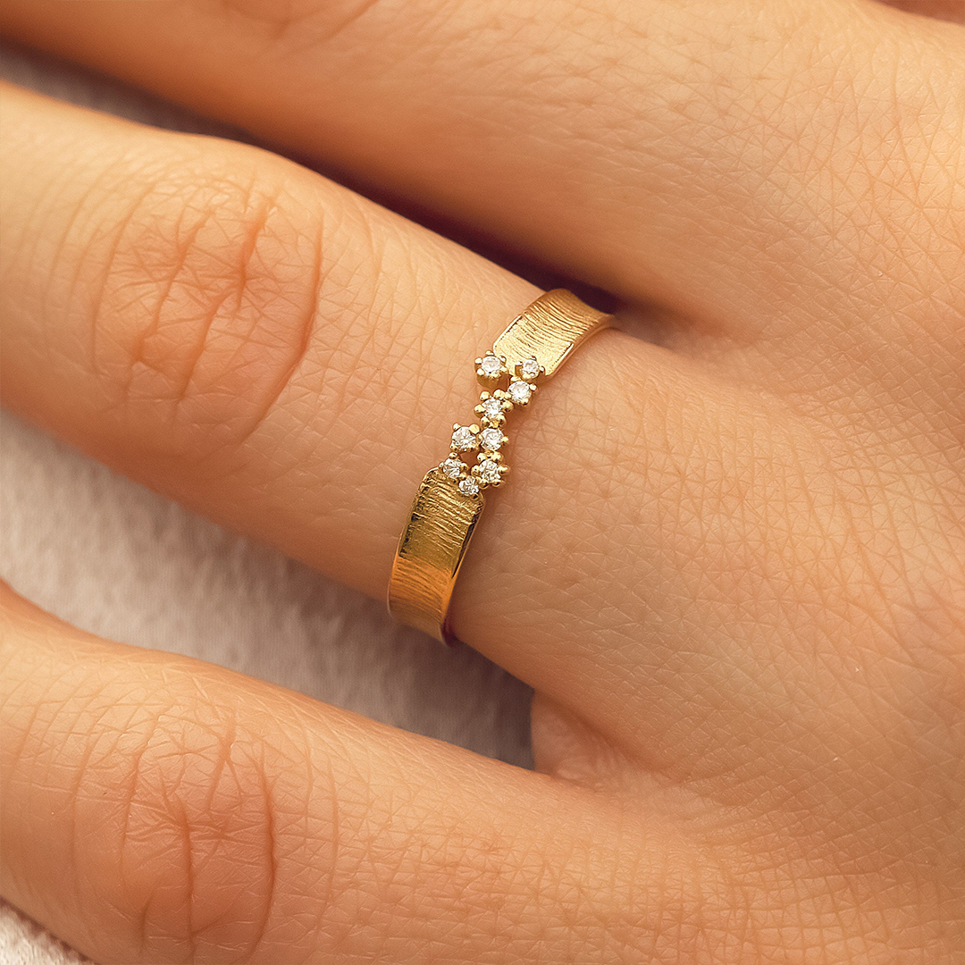 Unique Cluster Ring