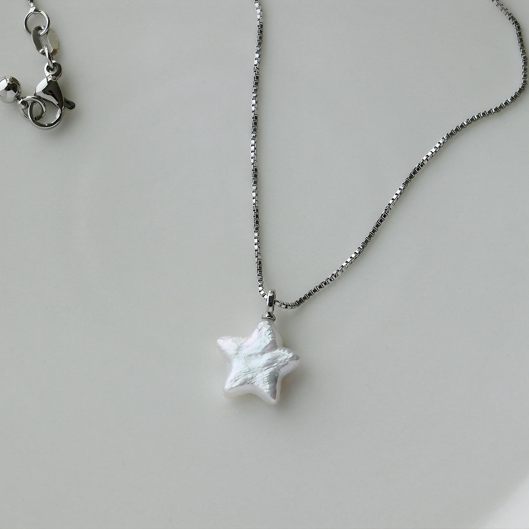 You’re Not Alone Baroque Pearl Star Necklace