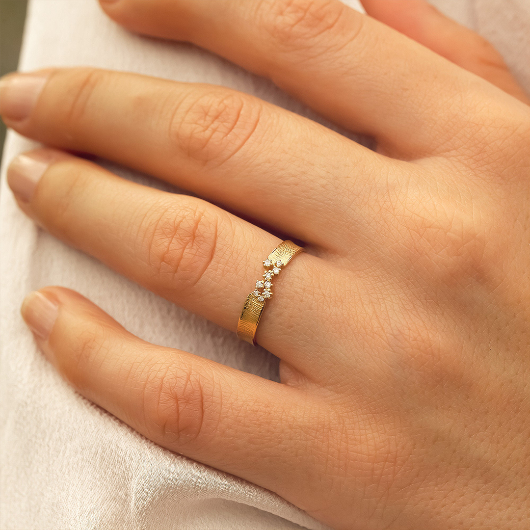 Unique Cluster Ring