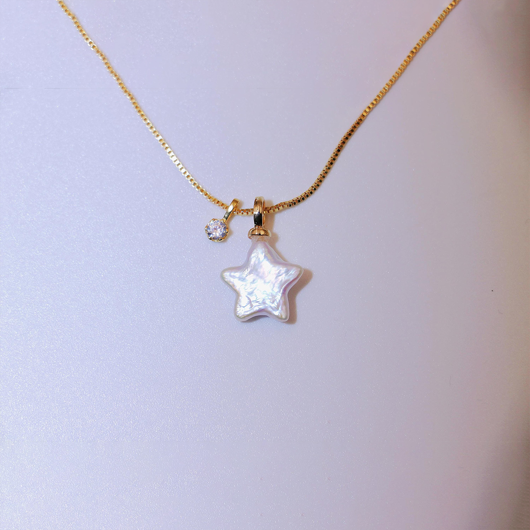 You’re Not Alone Baroque Pearl Star Necklace