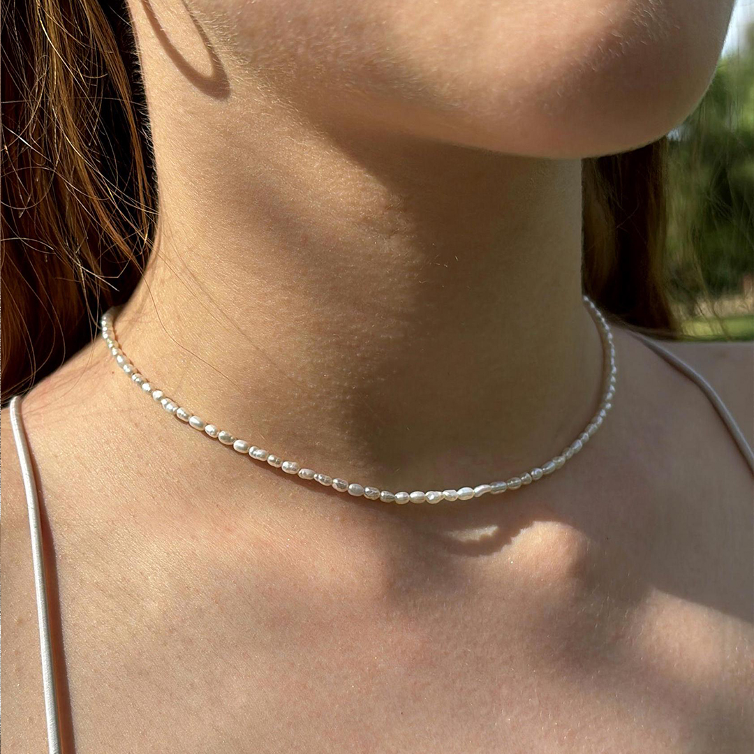 Tiny Pearl Bow Knot Necklace