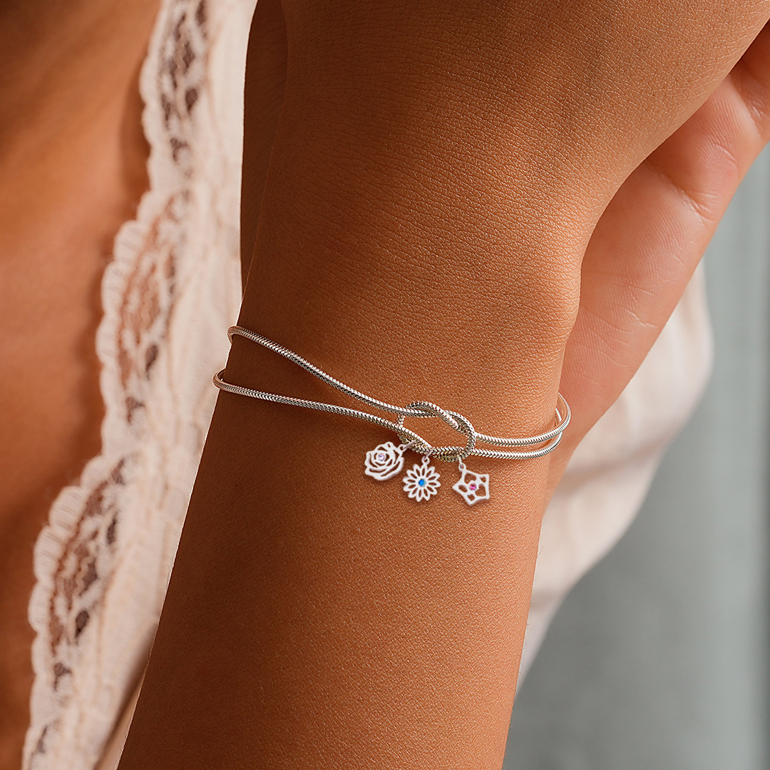 Personalized 1-12 Flowers Gift For Grandma Knot Bracelet