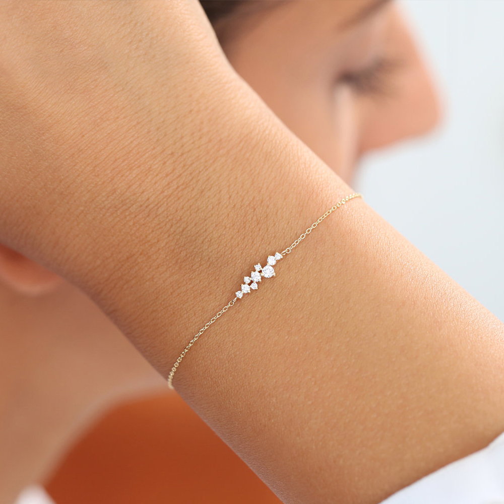 Beautifully Dainty Diamond Bracelet 