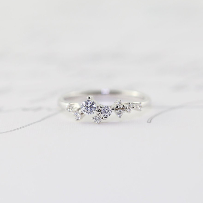 Dainty Scattered Diamond Ring