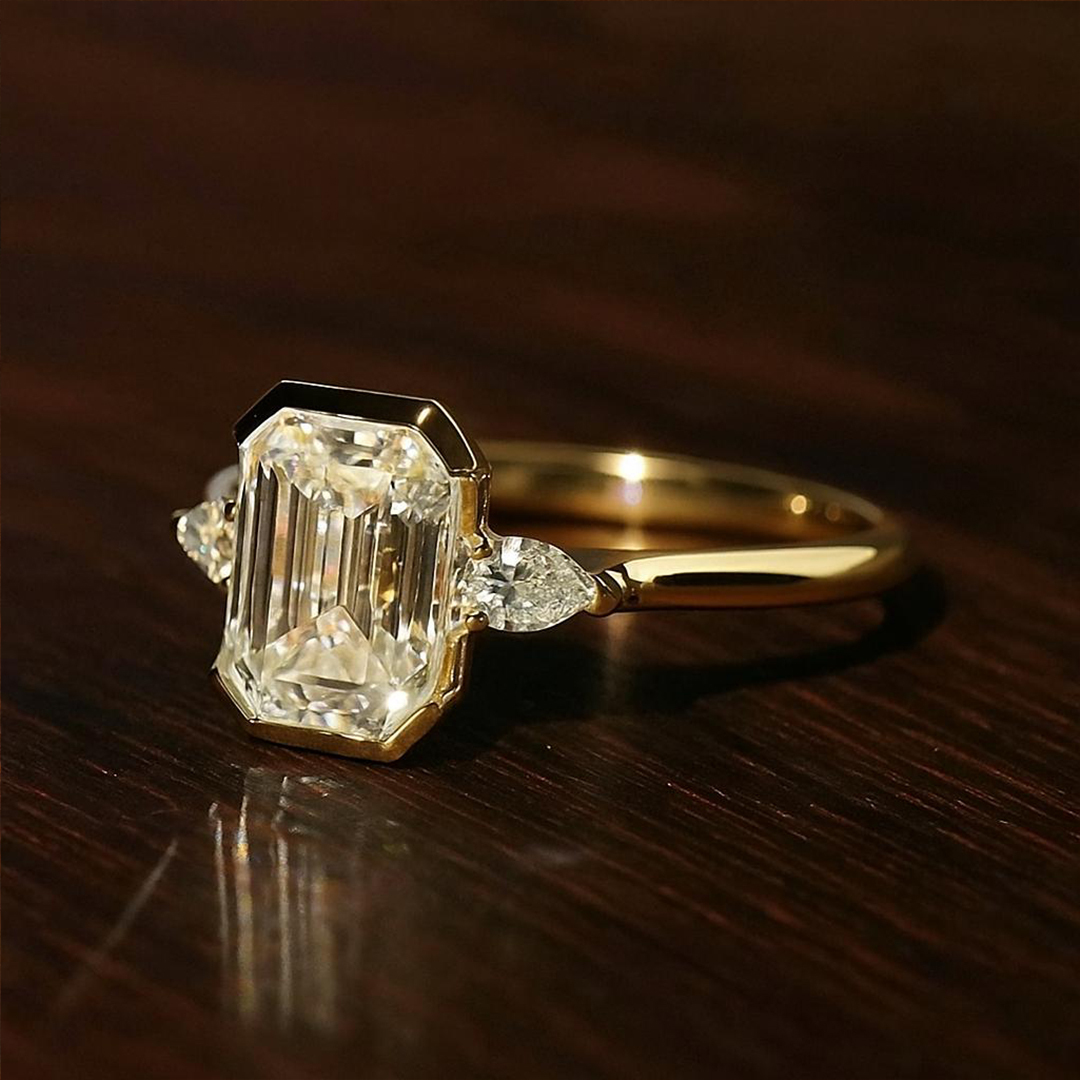 Promise to Myself Emerald Radiance Ring