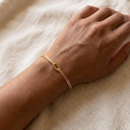 Mother-Daughter Bond Love Knot Bracelet
