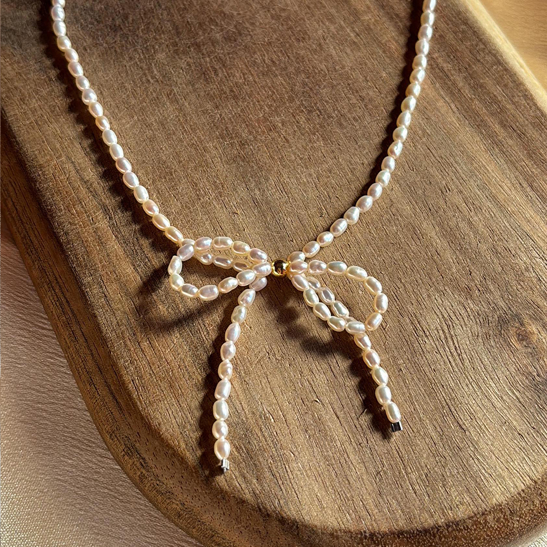 Tiny Pearl Bow Knot Necklace