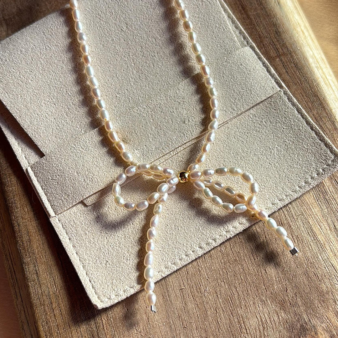 Tiny Pearl Bow Knot Necklace