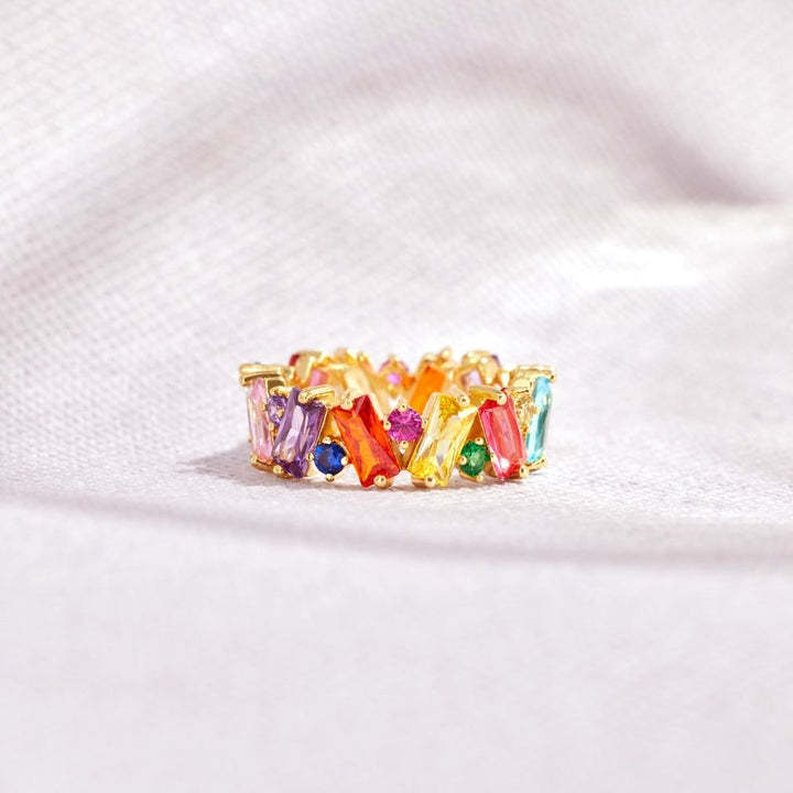 A Rainbow With No End Matching Rainbow Bands