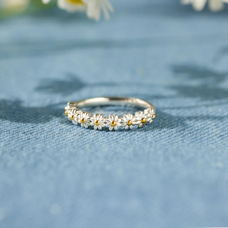 I Think About You Every Daisy Ring-Love From Mom