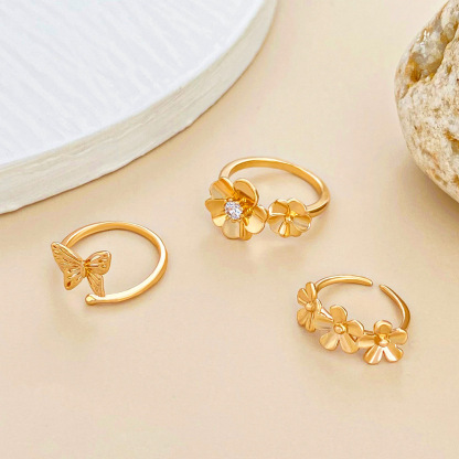 Chic Minimalist Floral Toe Ring