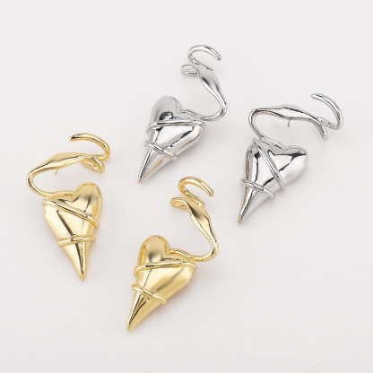 Wire-Wrapped Geometric Heart Thorn Stud Earrings
