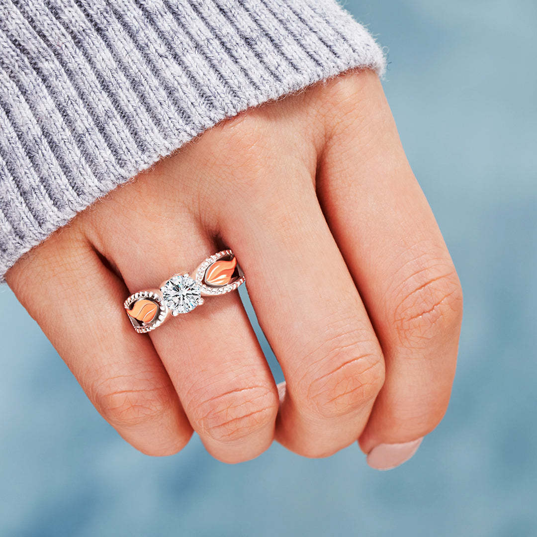 Until We Meet Again Elegant Circle Wings Ring