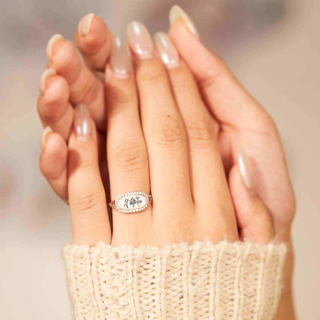 Keep All Those You Love Close Birth Flower Ring