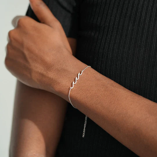 SISTER GIFT-I'LL BE THERE FOR YOU TRIPLE WAVE BRACELET