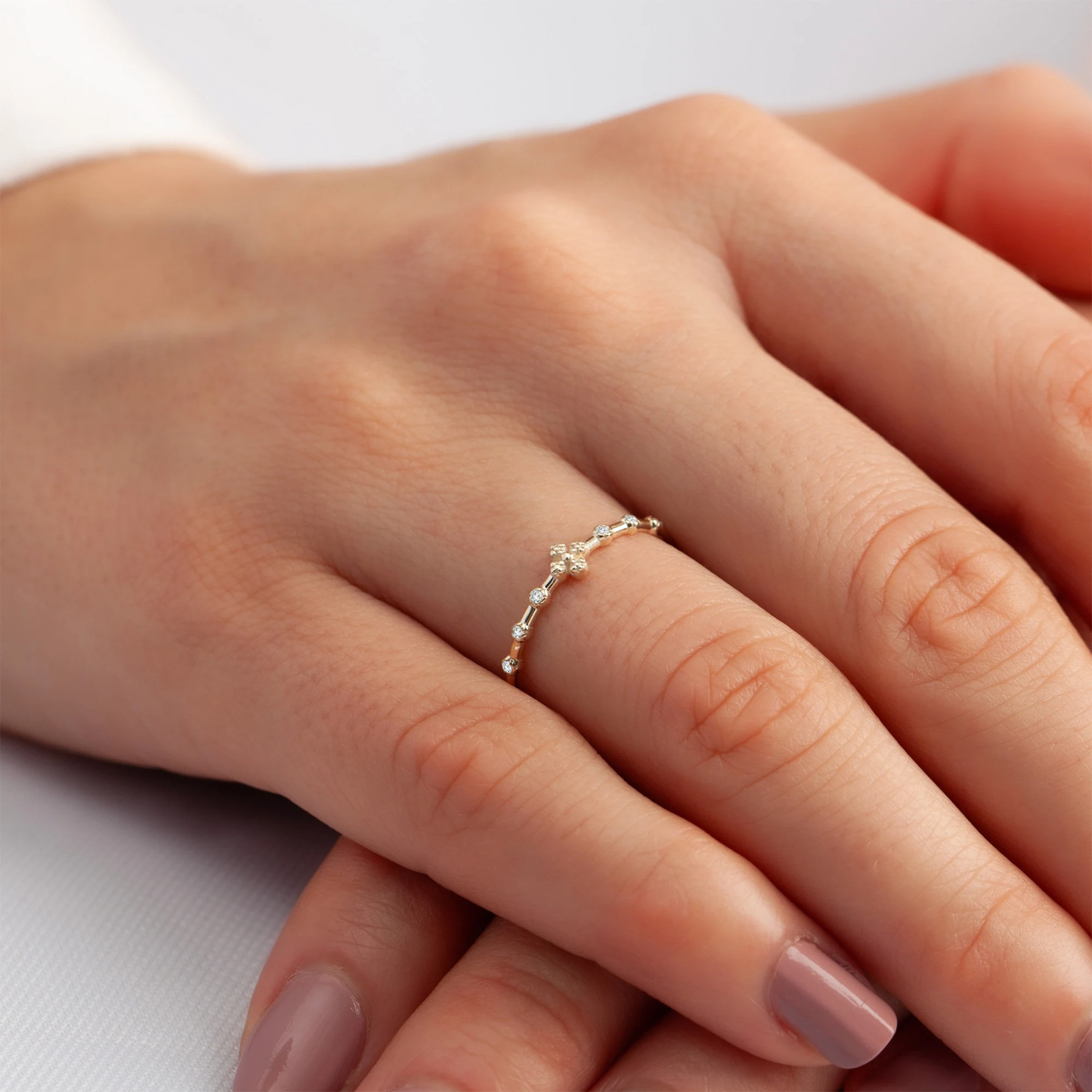 Praying Mama Never Quit  Little Cross Ring