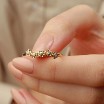 Custom 1-5 Birthstone Daisy Ring