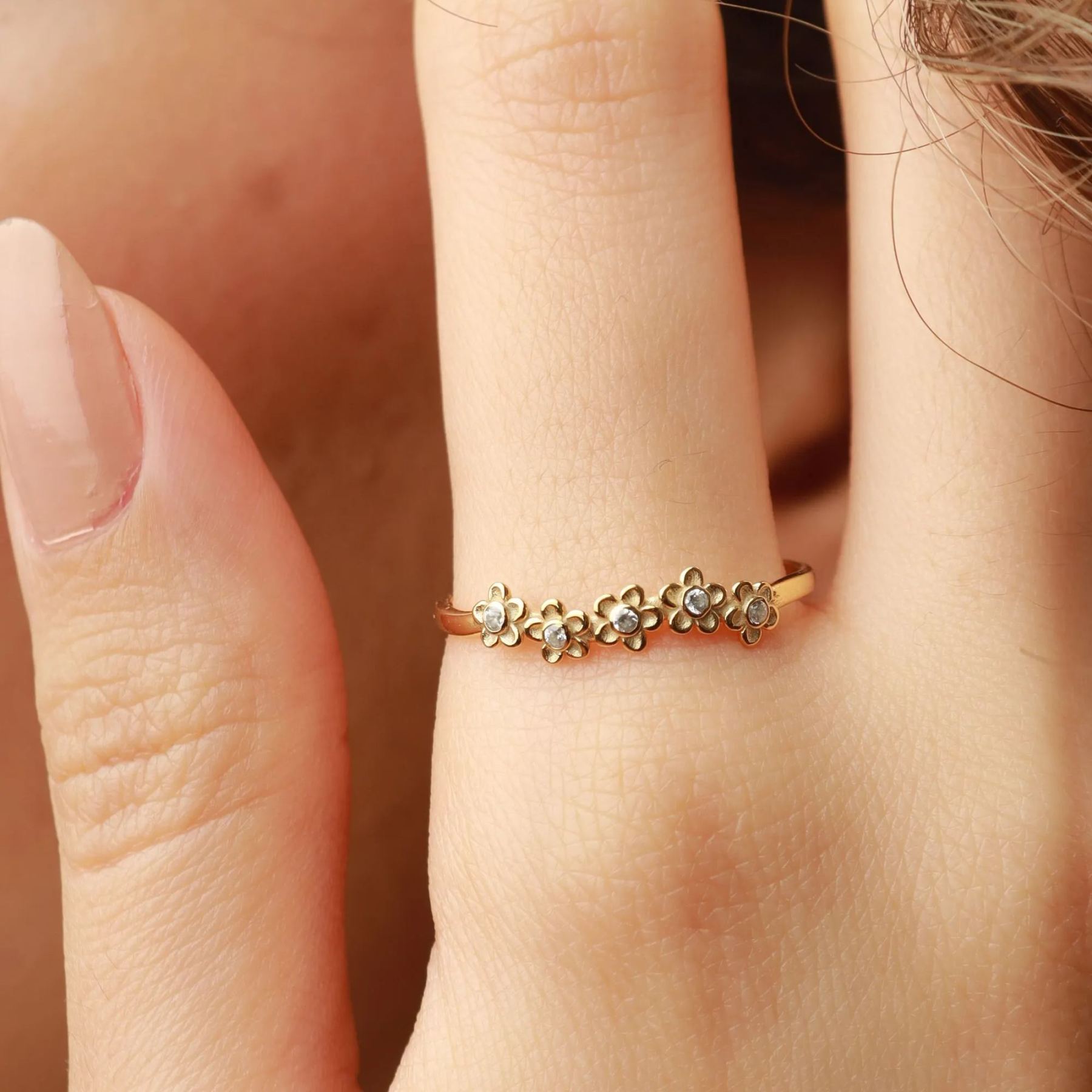 Custom 1-5 Birthstone Daisy Ring