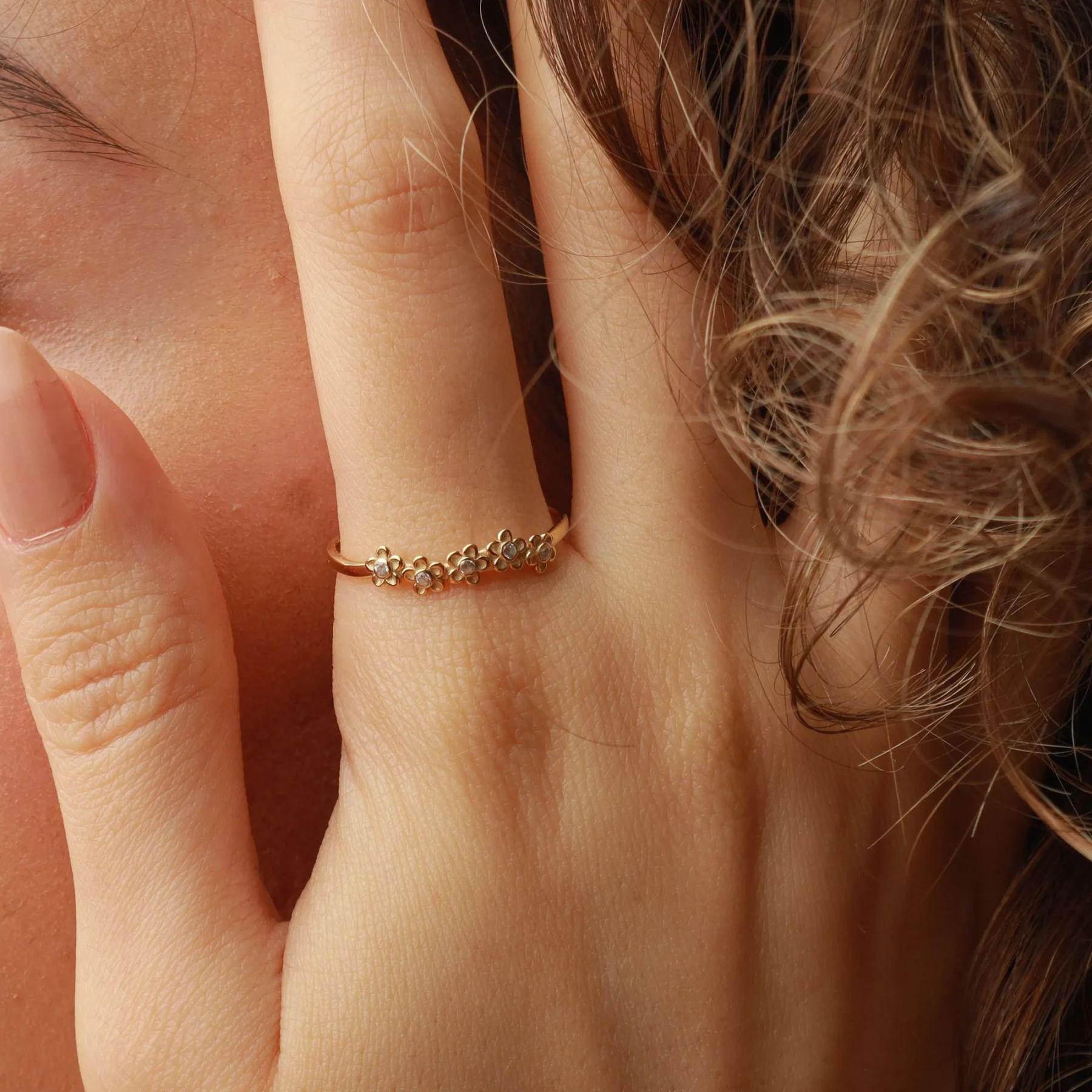 Custom 1-5 Birthstone Daisy Ring