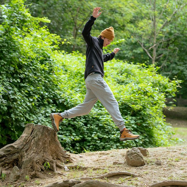 Men's White Ledge Waterproof Mid Hiker Boot