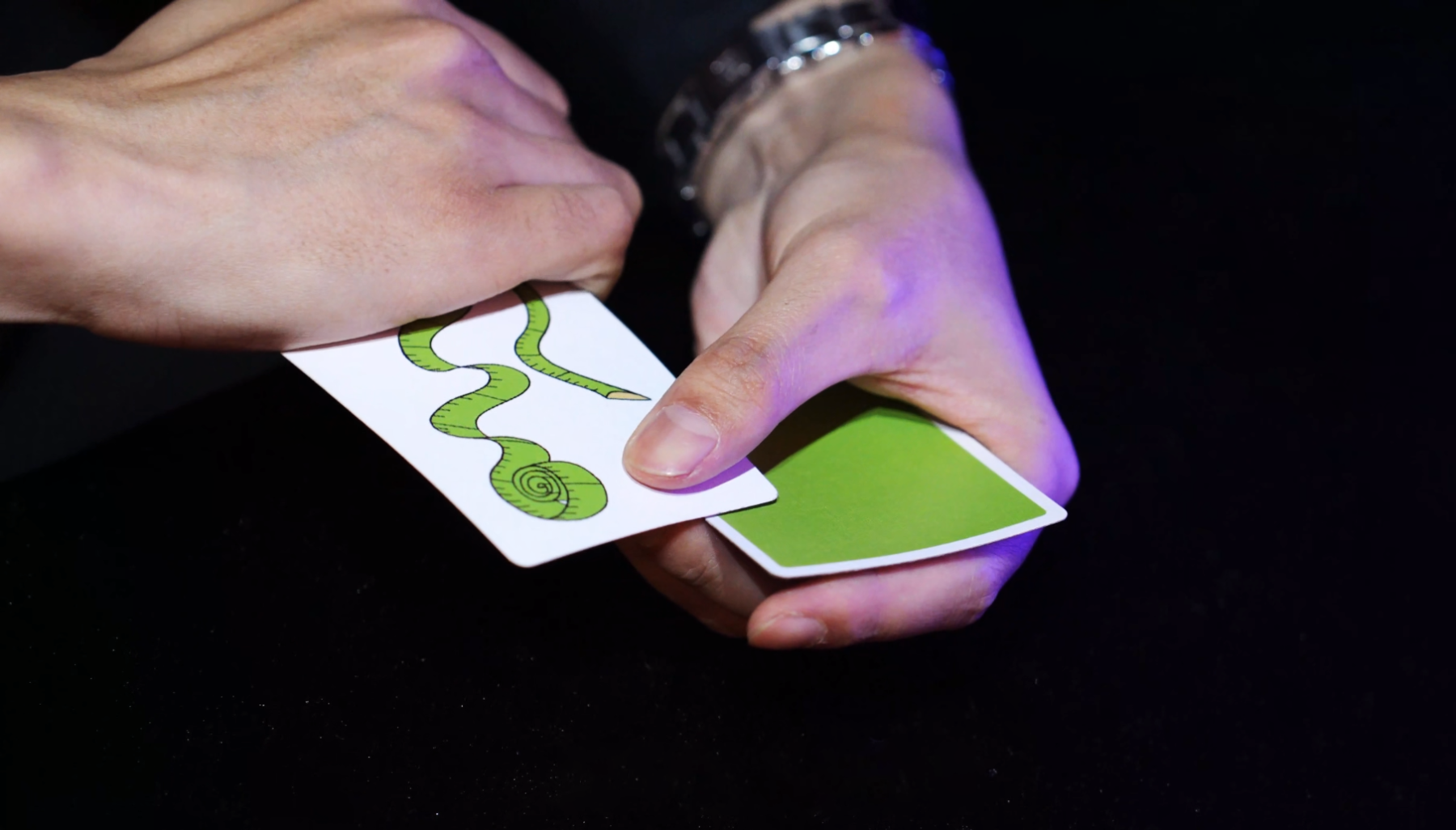 SIZE BY Viki Gong & Amor Magic