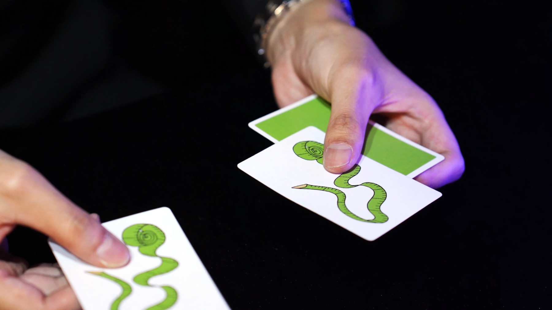 SIZE BY Viki Gong & Amor Magic