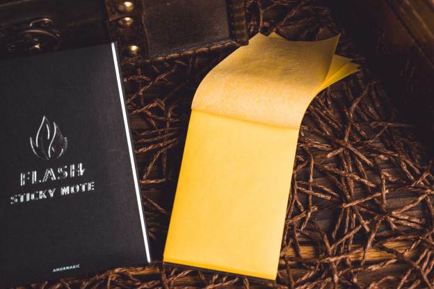 FLASH STICKY NOTE By Wang Chunjian & Amor Magic