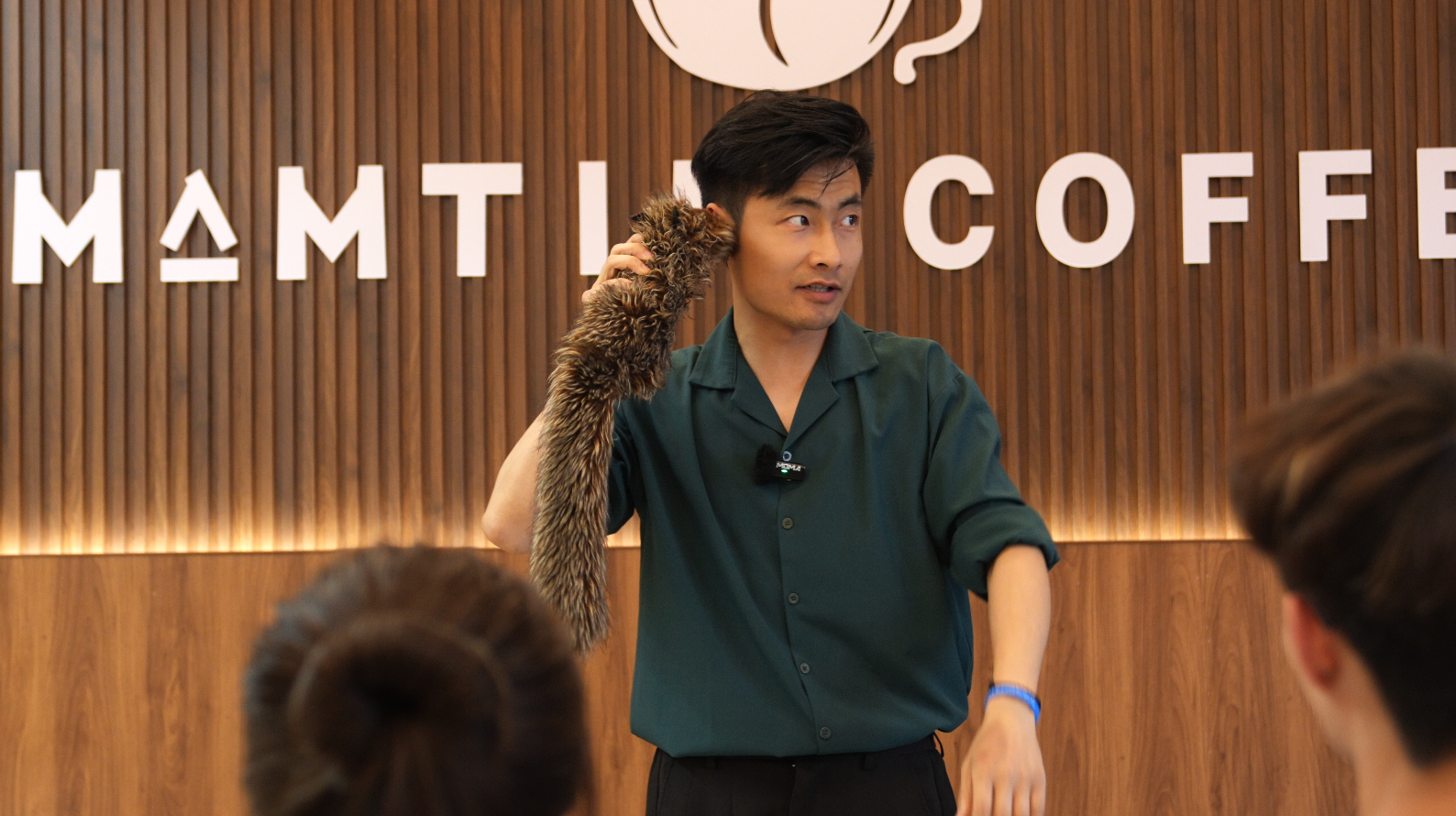 Hungry Hamster By Liang kuai & Amor Magic