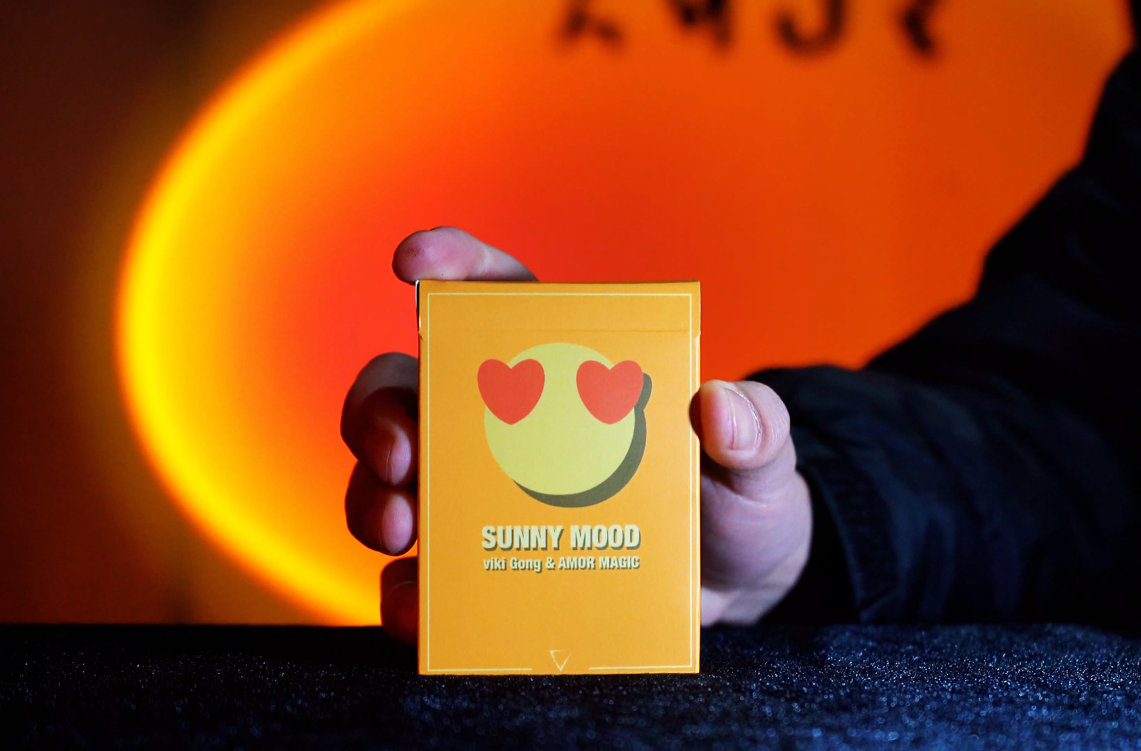 SUNNY MOOD By Viki Gong & AMOR MAGIC