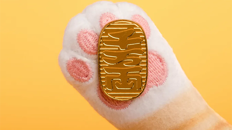 Cat Burglar by Davio Wu