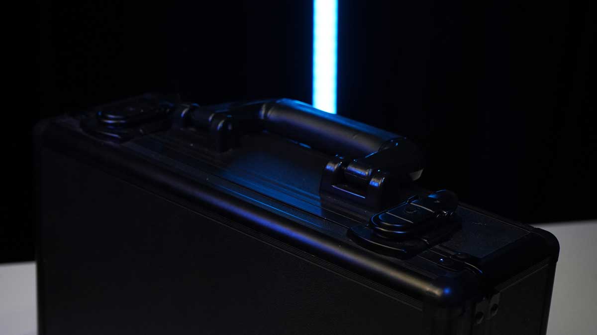 Magician's Case By AMOR MAGIC