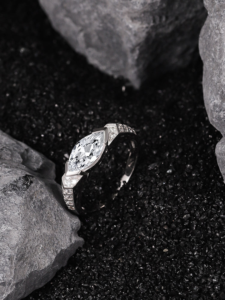 Eye of Horus Moissanite Ring