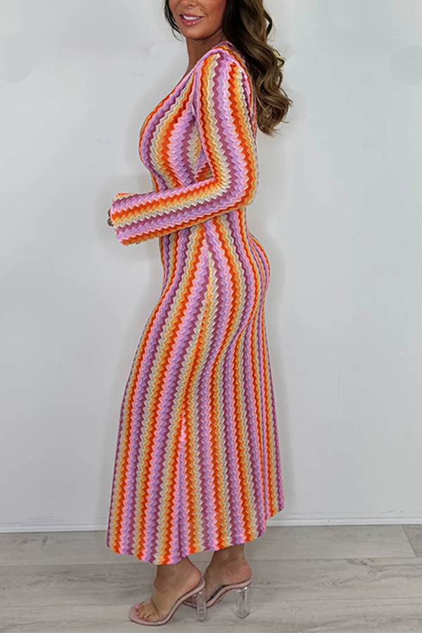Long Bell Sleeve V-Neck Gold Ring Detail Zigzag Dress