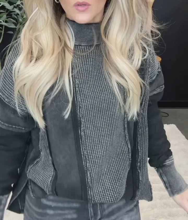 Mixed Long Sleeve Pullover