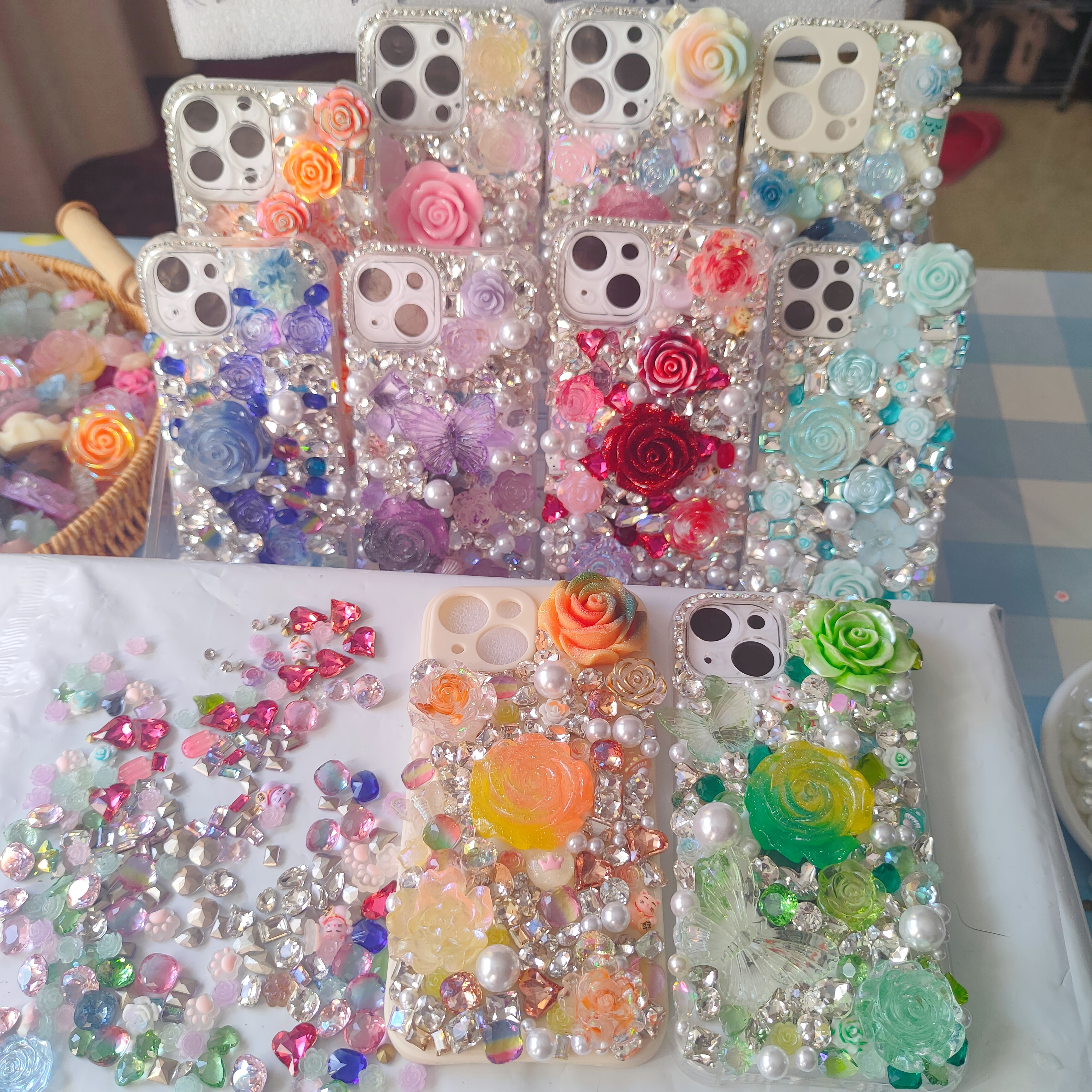 [Link 1]   Private-customized Shiny Stone iphone case, glitter Flower Rhinestone Phone case