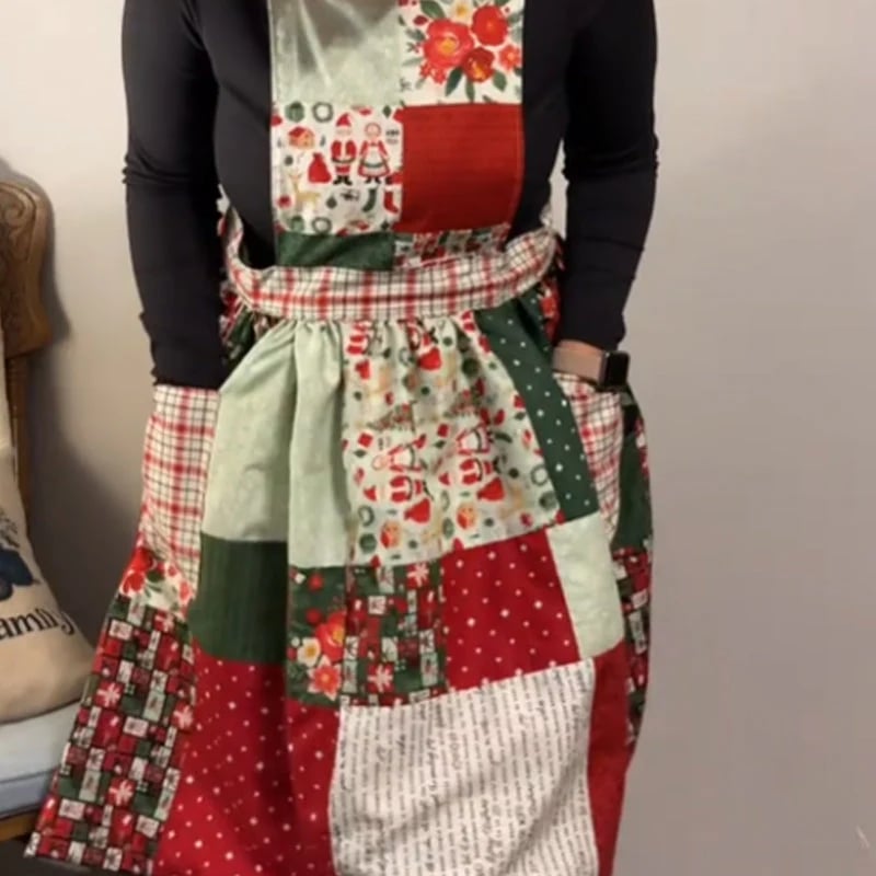 🔥LAST DAY 50% OFF🎄The Merry Stitch Christmas Apron