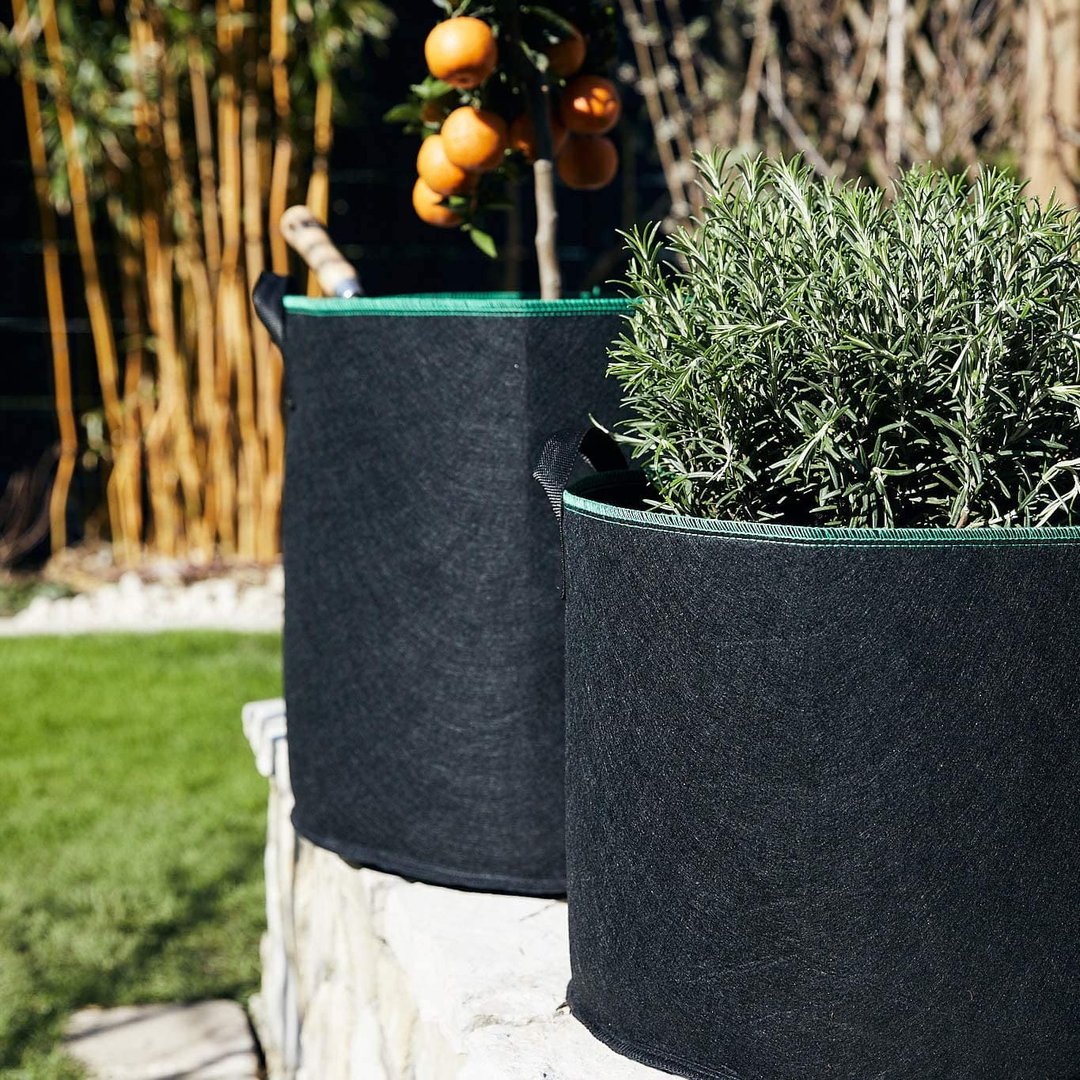 Micro-aerated geotextile planting bag