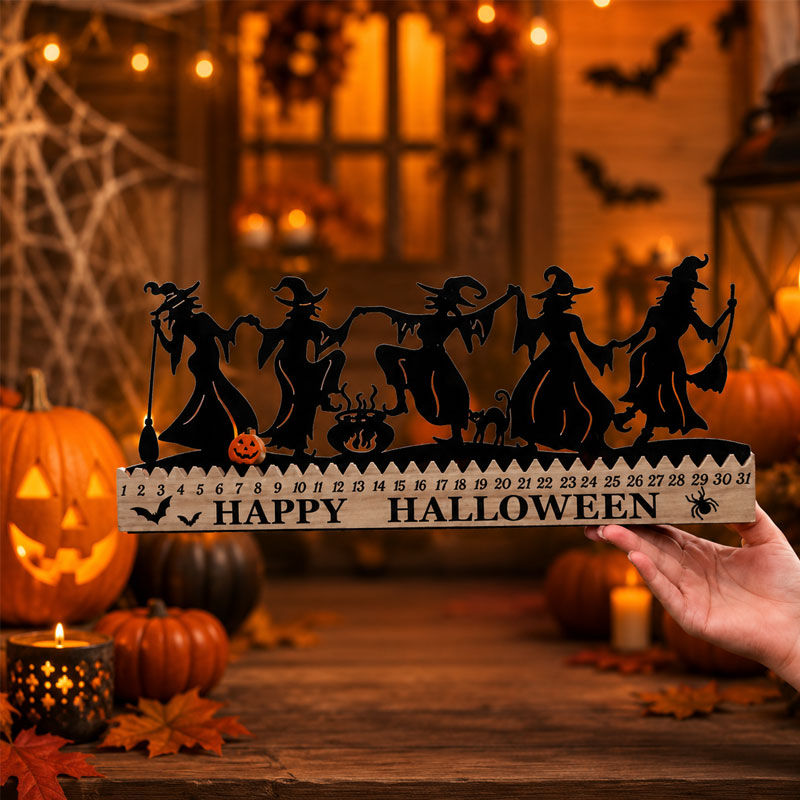 Halloween calendar spider and bat decorative details