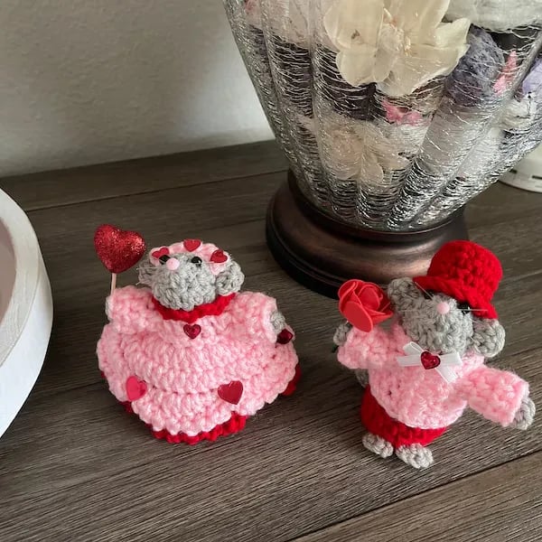 🔥LAST DAY 50% OFF - 💖🐭Crochet Valentine Mouse Couple