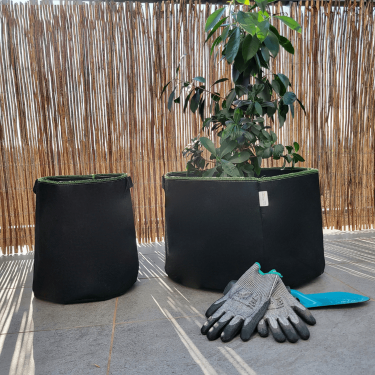 Micro-aerated geotextile planting bag