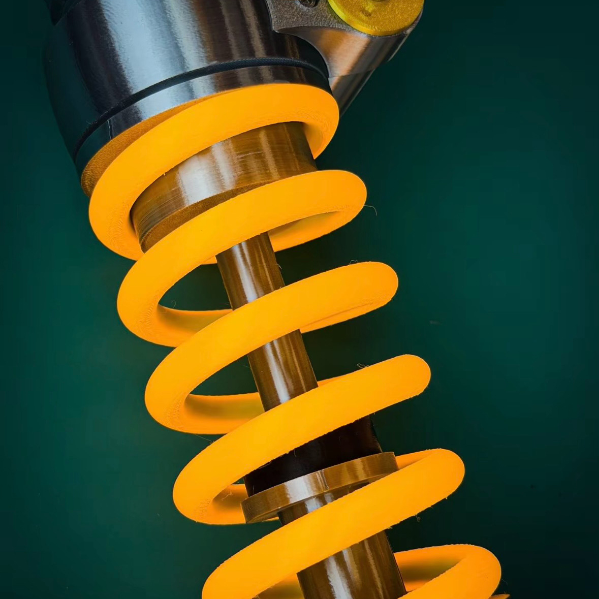 Ohlins-Inspired Suspension Shock Absorber Desk Lamp, Adjustable LED Light for Gamers & Car Enthusiasts
