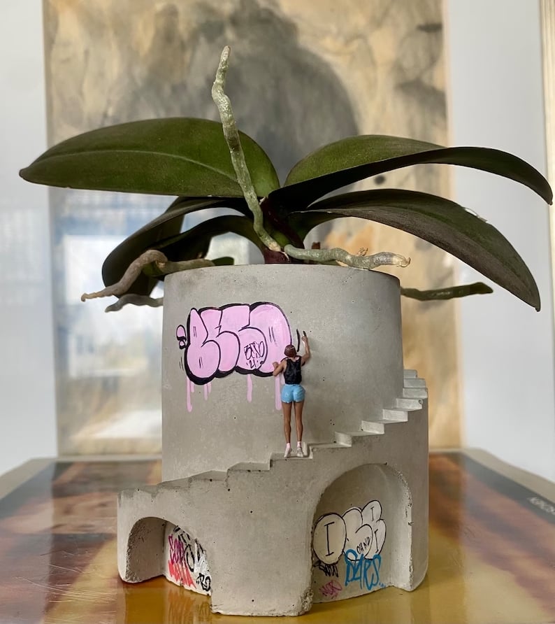 Handmade🪴Street Art Graffiti Concrete Planter