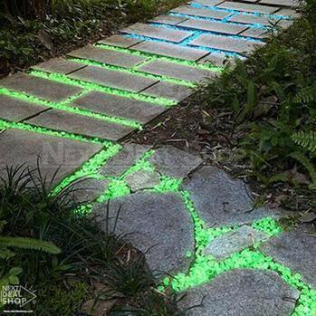 Glow-in-the-Dark Garden Pebbles-KOLAICH™