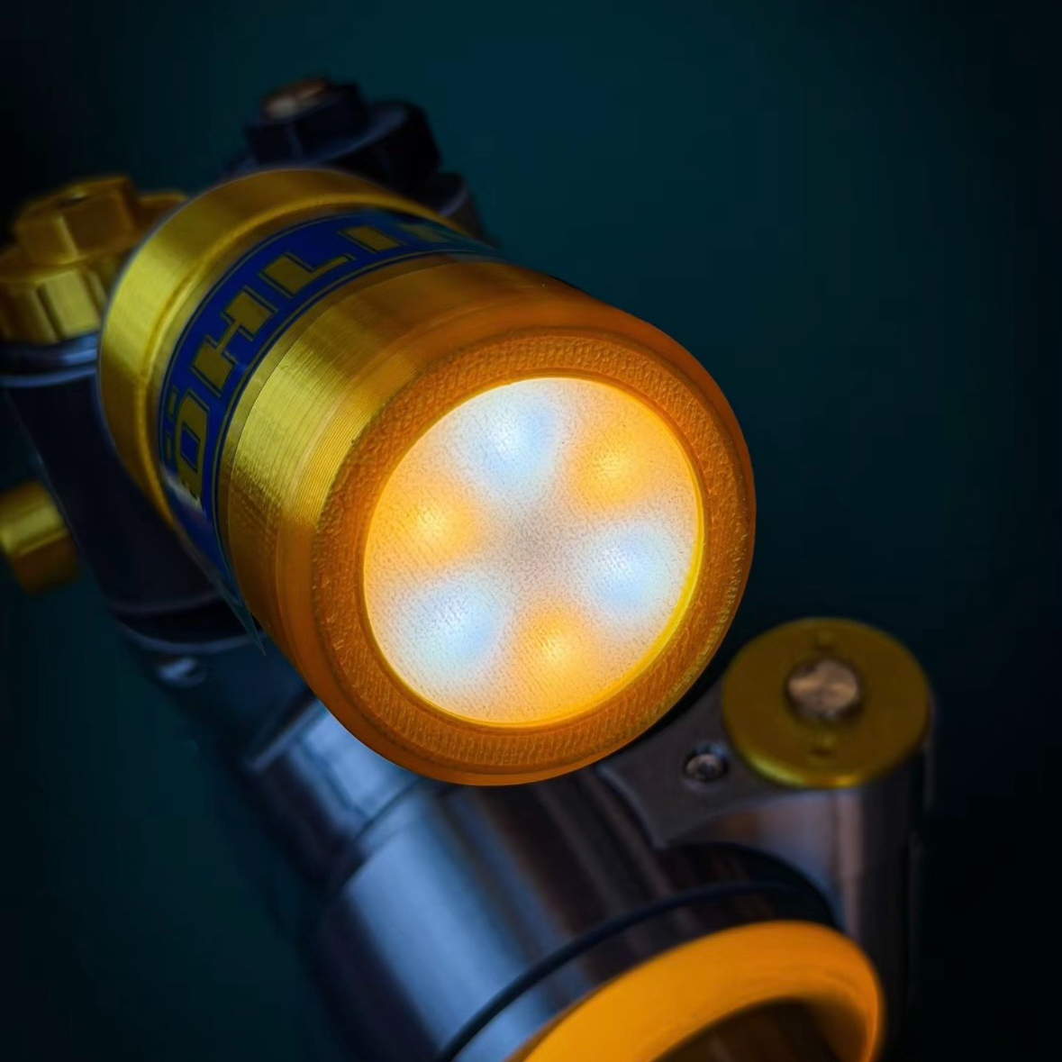 Ohlins-Inspired Suspension Shock Absorber Desk Lamp, Adjustable LED Light for Gamers & Car Enthusiasts