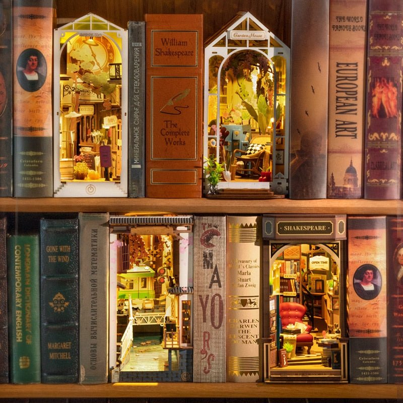 Shakespeare Bookstore DIY Book Nook Kit-KOLAICH™