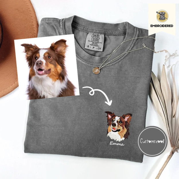 Addcustom Dog Face Name Embroidered Unisex Fit Washed T-Shirt